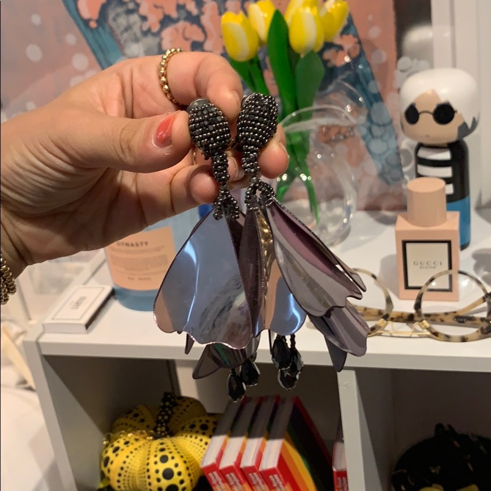 Oscar De La Renta Earrings!